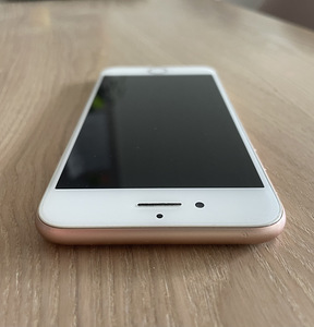 iPhone 8 - 64 GB (5 foto / 6)