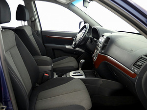 Hyundai Santa Fe Comfort 4x4 ATM 2.2 CRDi 114kW (6 foto / 7)