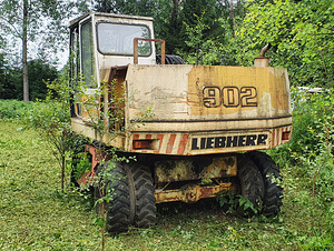 Ekskavaator Liebherr A902 (varuosadeks / taastamiseks) (6 foto / 9)