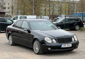 MERCEDES-BENZ E 220 CDI (3 фото из 8)