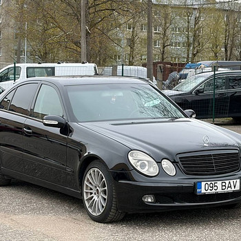 MERCEDES-BENZ E 220 CDI