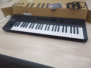 Midi Keyboard Native Instruments Komplete Kontrol A49 (3 foto / 6)