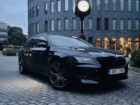 Skoda Superb Laurin & Klement 2.0 TDI 4x4 DSG