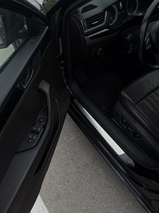 Skoda Superb Laurin & Klement 2.0 TDI 4x4 DSG (5 фото из 15)