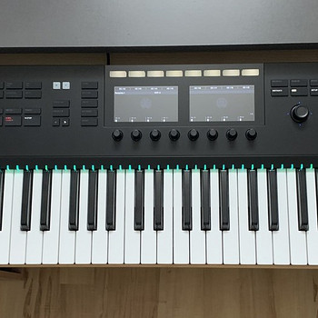 Native Instruments Komplete Kontrol S61 MK2