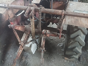 Omavalmistatud traktor (6 foto / 6)