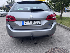 Peugeot 308 (7 foto / 7)