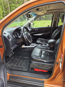 NISSAN NAVARA NP300 (8 foto / 12)