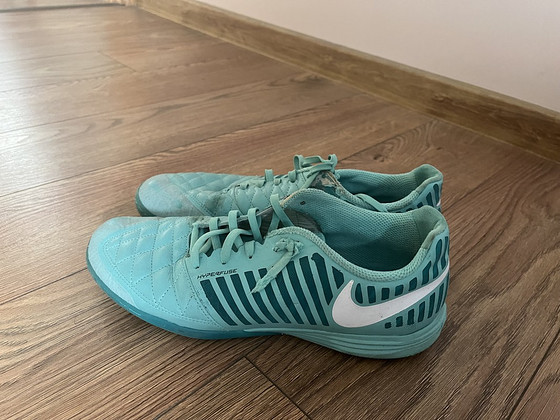 Футзалки Nike