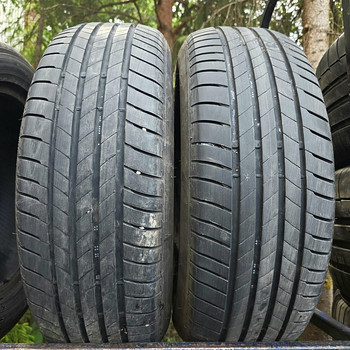 Шины R17 215 60 17 Brigdestone 6.7mm 2 шт. dot23