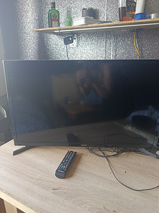 Продам телевизор Samsung 32" LED (1 фото из 2)