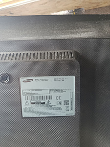 Продам телевизор Samsung 32" LED (2 фото из 2)