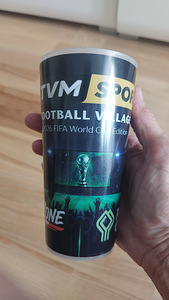 Korduskasutatav tass FIFA 2026 FANZONE logoga (6 foto / 10)