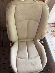 Передние сиденья W211 (1 фото из 4)