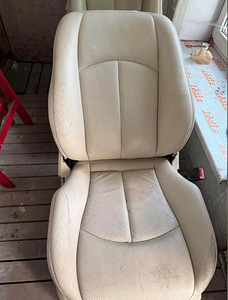 Передние сиденья W211 (2 фото из 4)
