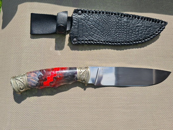 Охотничий нож из стали Böhler N690