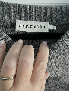 Свитер Marimekko (3 фото из 3)