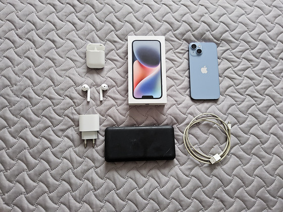 iPhone 14