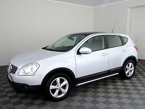 Nissan Qashqai Comfort 4x4 ATM 2.0 dCi 110kW (2 фото из 8)