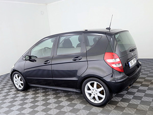 Mercedes-Benz A 180 Elegance ATM 2.0 CDI 80kW (4 фото из 7)