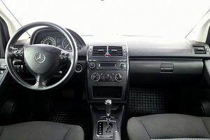 Mercedes-Benz A 180 Elegance ATM 2.0 CDI 80kW (5 фото из 7)