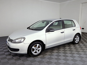 Volkswagen Golf Comfortline 1.6 75kW (2 фото из 7)