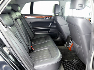 Volkswagen Phaeton Highline LPG ATM 3.2 177kW (7 фото из 8)
