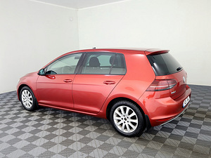 Volkswagen Golf Comfortline Facelift 1.2 63kW (4 фото из 8)