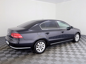 Volkswagen Passat Comfortline 1.8 118kW (3 фото из 9)