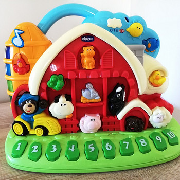 Развивающая интерактивная игрушка Chicco «Говорящая ферма»