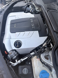 Audi a8 2008 facelift (6 foto / 12)