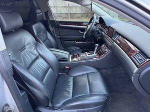 Audi a8 2008 facelift (9 foto / 12)