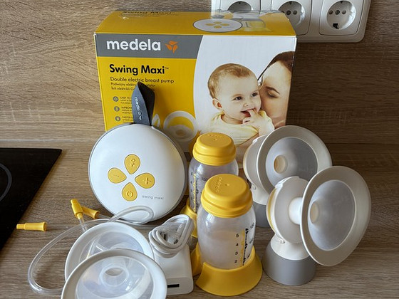 Молокоотсос Medela Swing Maxi двойной электрический