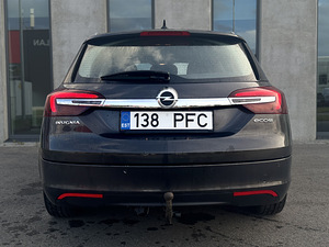 Opel Insignia (4 foto / 13)