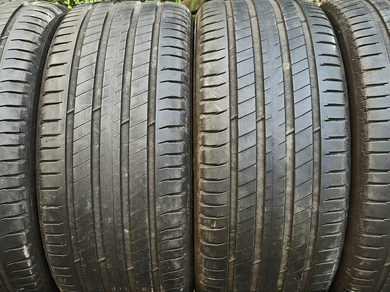R21 Michelin 255/40/21 - установка
