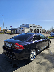 Volvo s80 d5 (1 фото из 5)