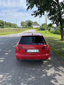 Audi A4 2.5 TDI (5 фото из 11)