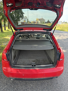 Audi A4 2.5 TDI (8 фото из 11)
