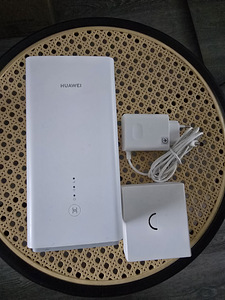 HUAWEI 4G WIFI RUUTER (1 foto / 3)