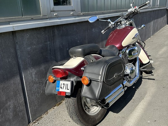 Suzuki VZ 800