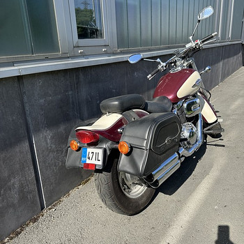 Suzuki VZ 800