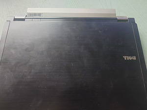 DELL LATITUDE E4200 (2 фото из 2)