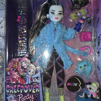 Monster High Creepover Frankie Stein