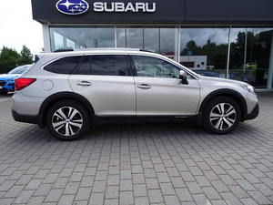 Subaru Outback, 88000 km, 2019, nahksisu (5 foto / 15)