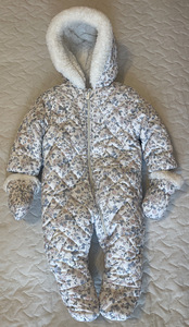 MOTHERCARE talvine väliskombinesoon (1 foto / 3)