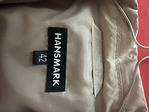 Плащ женский (3 фото из 3)