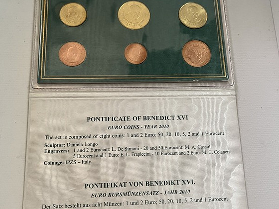 Münt, Vatikani mündid, Vatikani mündikomplekt