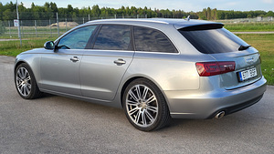 Audi A6 Quattro 2012 (6 фото из 12)