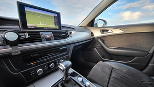 Audi A6 Quattro 2012 (9 фото из 12)