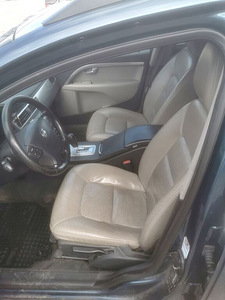Volvo V70 2008 (8 фото из 8)